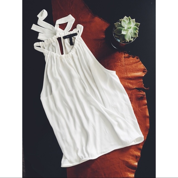 BRAND NEW BCBG FORMAL WHITE BOW TOP BLOUSE SUMMER - Picture 2 of 4